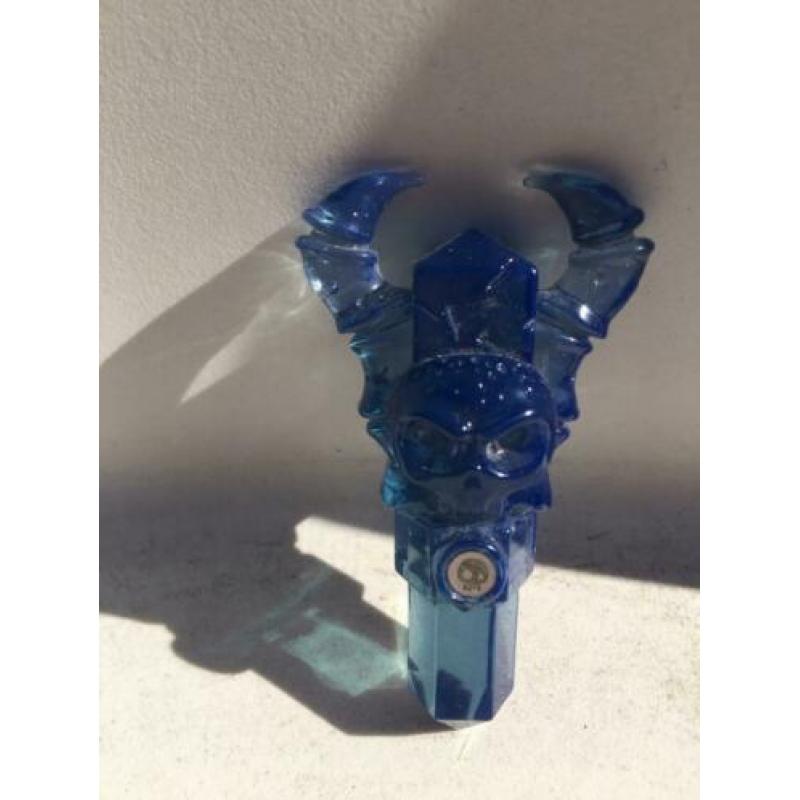 Skylanders en traps ca 2 euro per stuk