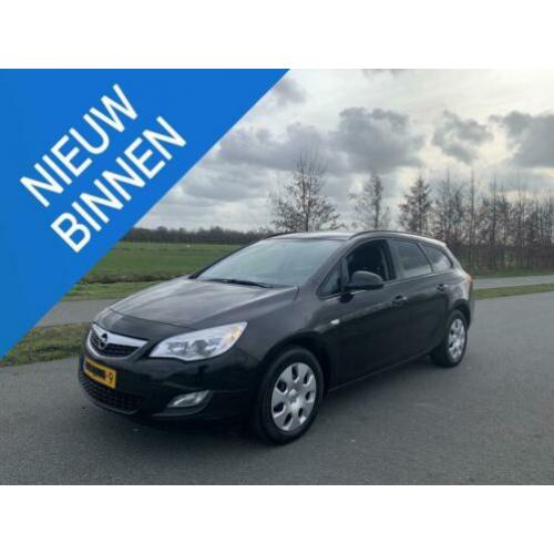 Opel Astra Sports Tourer 1.4 Edition