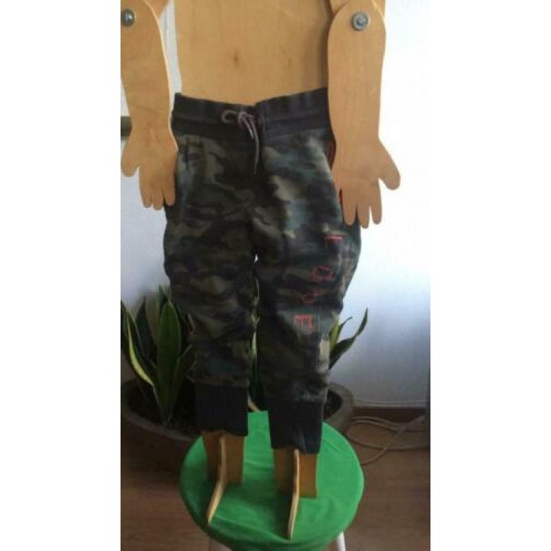 Broek 110/116