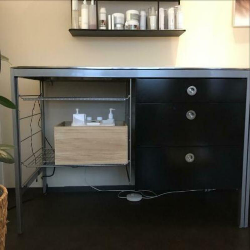 Ikea,zwart,met kast,roltafel(2)h90/b126/d64,5