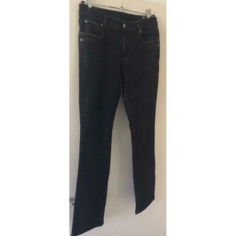 Prachtige nieuwe blauwe jeans van Para Mi. Maat 42.