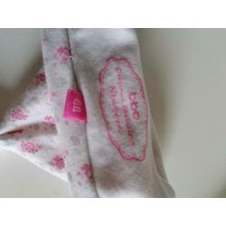 2 mutsjes beebielove maat 44