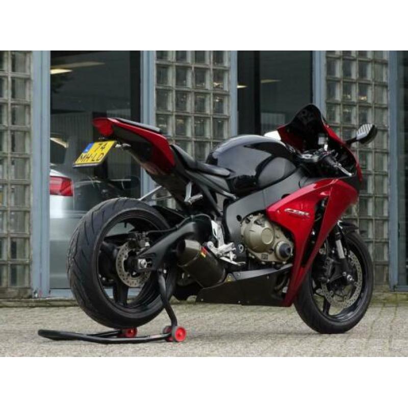 Honda Cbr1000rr FIREBLADE