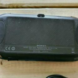 Ps vita plus 2 games