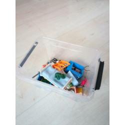 Playmobil ziekenhuis met toebehoren.
