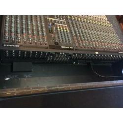 Allen and heath gl2400