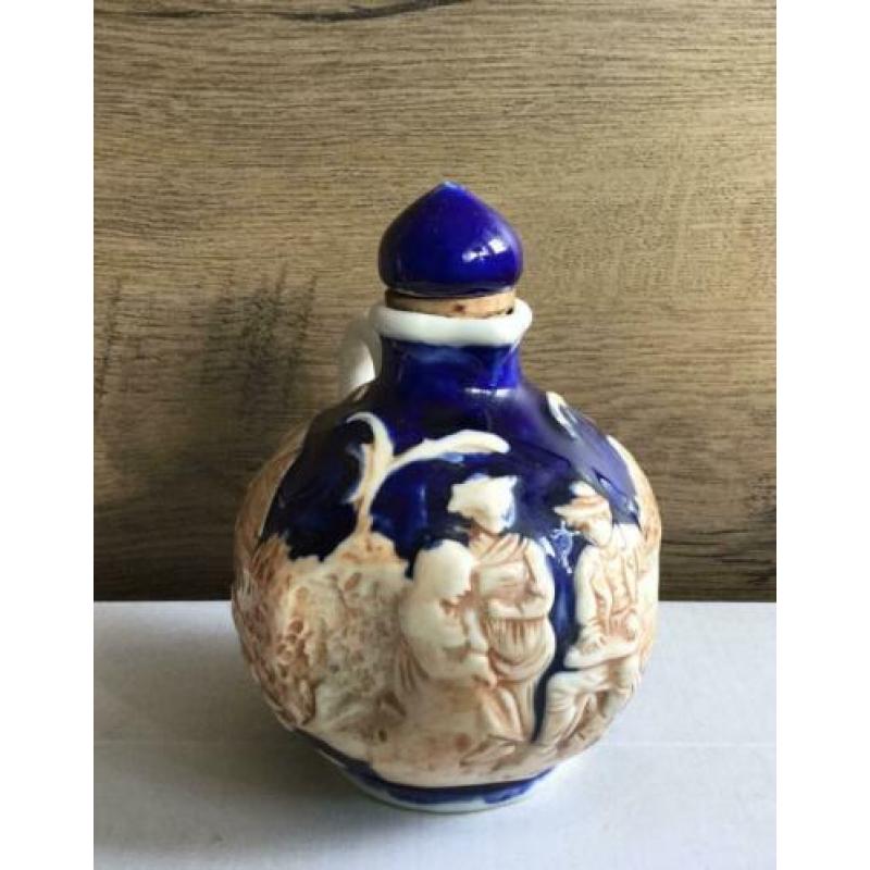 Vintage kruikje met dop van kurk met afb. mensen,H. 10 cm