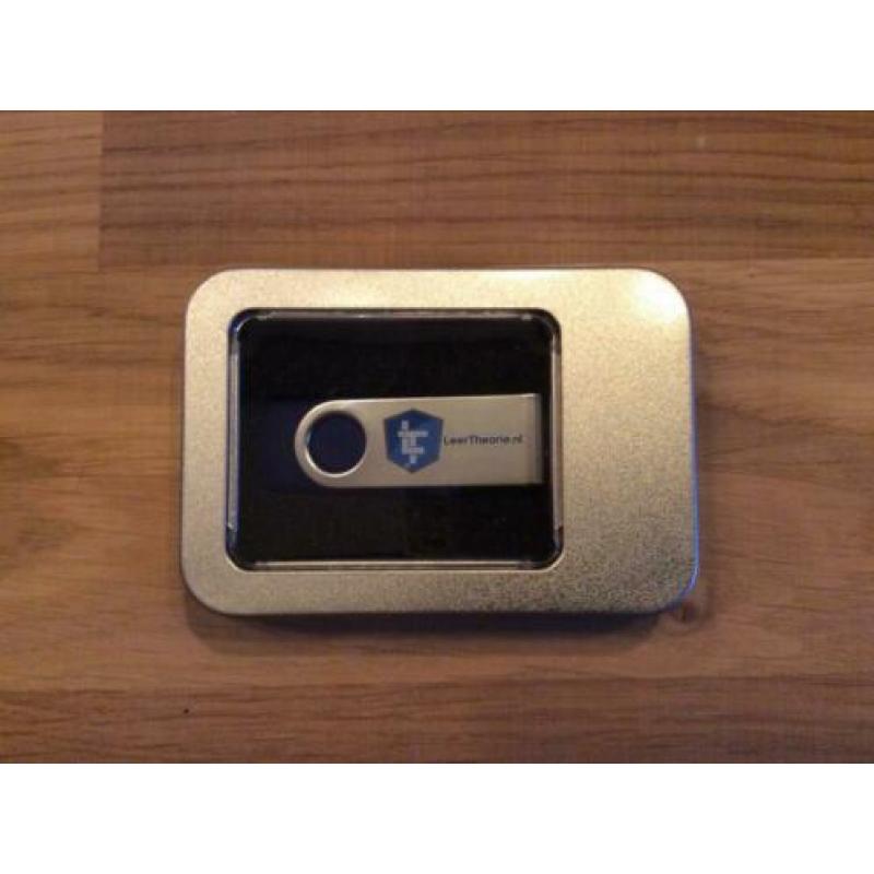 Theorieboek auto rijbewijs B + USB stick