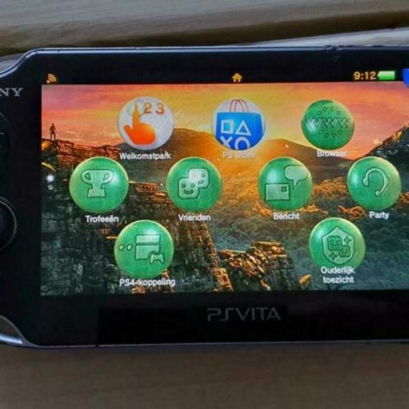 Ps vita plus 2 games