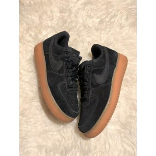 Nike Air Force 1 Black/Gum maat 41 sneaker