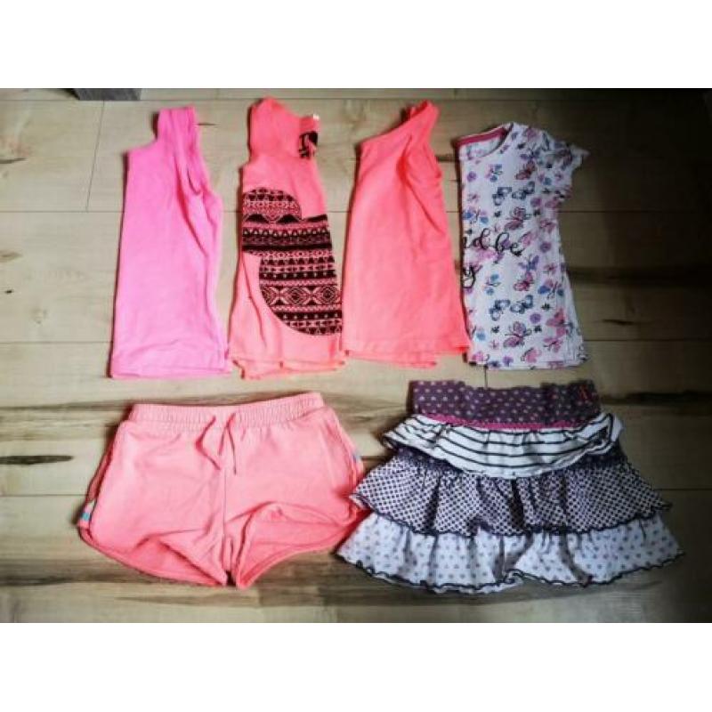 Pakket zomerkleding 104 29 st
