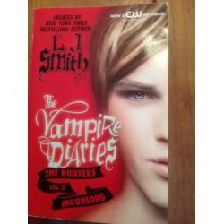 Vampire Diaries van lj Smith. 8 Boeken samen 65 eur.