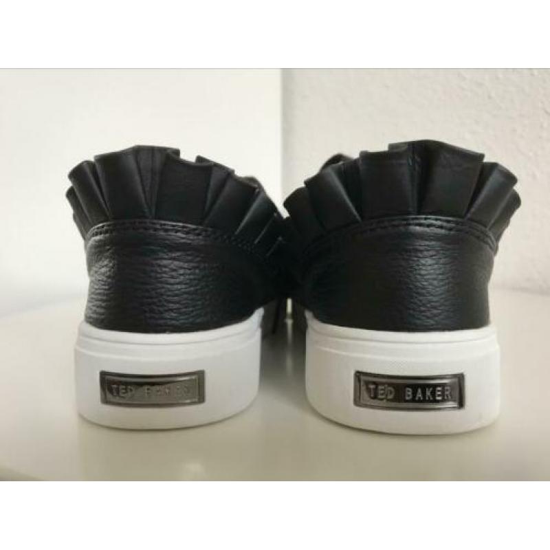 Ted Baker sneaker zwart, maat 35