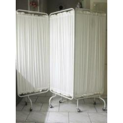 Bed/Kamerscherm van Oostwoud