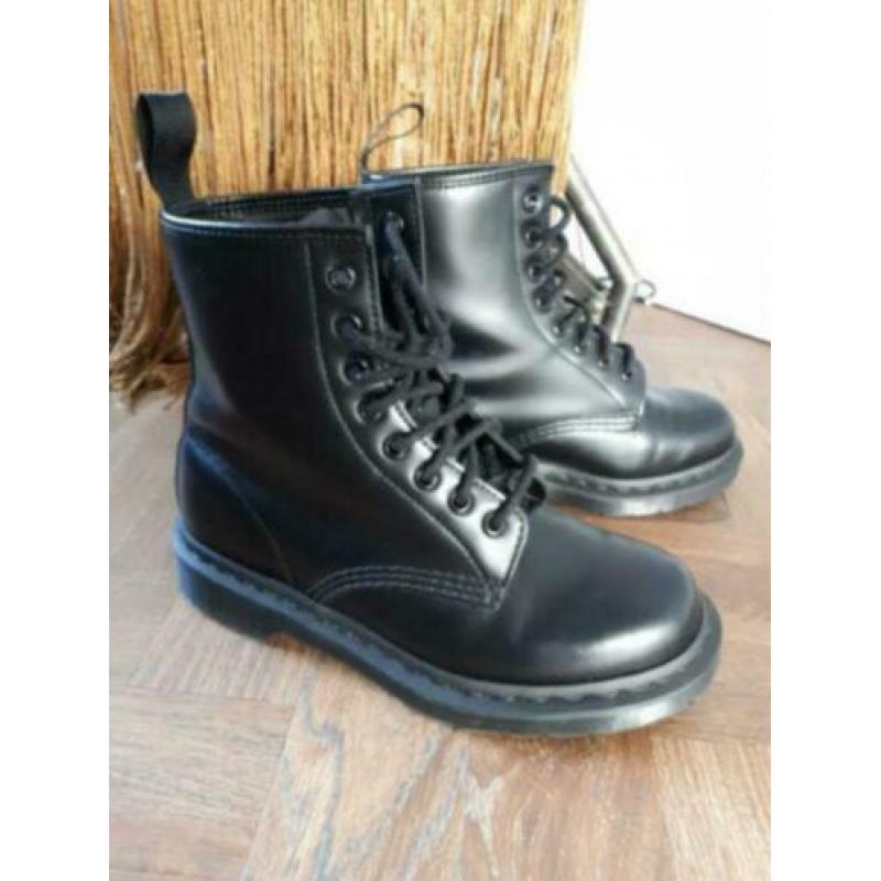 Dr Martens Mono Black ( all black ) maat 37 in Nieuwstaat