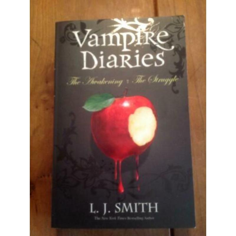 Vampire Diaries van lj Smith. 8 Boeken samen 65 eur.