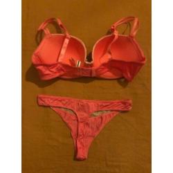 Marimeili bh 85c met string maat m