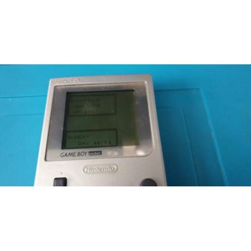 Pokemon Gold (GB) + Beschermhoesje incl. Reserve batterij