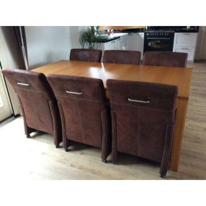 Uitschuifbare massief eiken houten eettafel