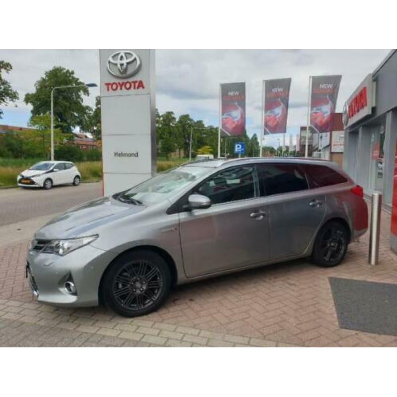 Toyota Auris TS 1.8 Hybrid Lease Plus CVT 136pk