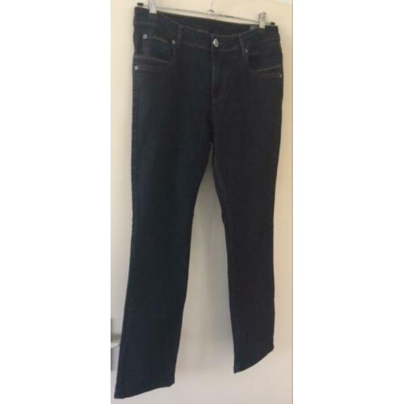 Prachtige nieuwe blauwe jeans van Para Mi. Maat 42.