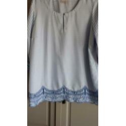 Leuke blouse van Promiss mt xl blauw /wit gestreept