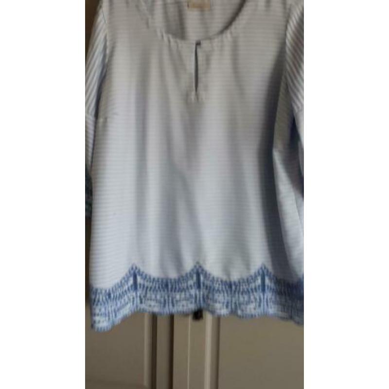 Leuke blouse van Promiss mt xl blauw /wit gestreept