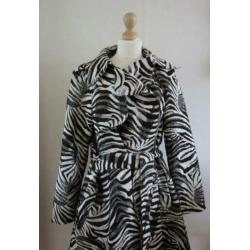 lanvin loves H&m jas in zebraprint limited edition