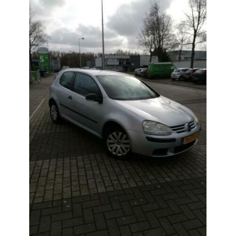 Volkswagen Golf 1.4 16V 59KW 3D 2007 Grijs