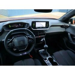 Peugeot 2008 New GT-line 1.2 PureTech 130pk | Adaptive cruis