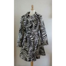 lanvin loves H&m jas in zebraprint limited edition