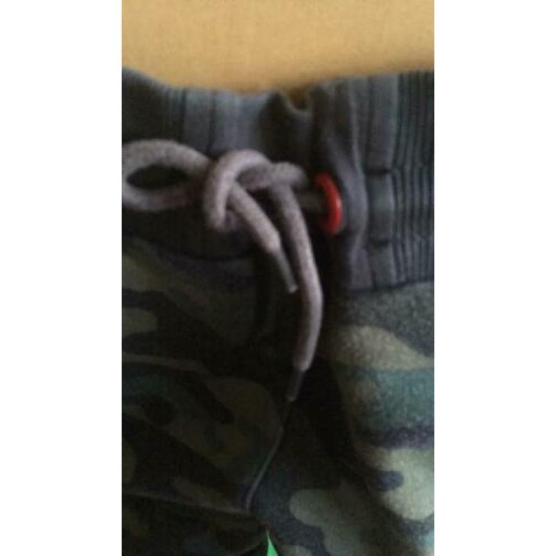 Broek 110/116