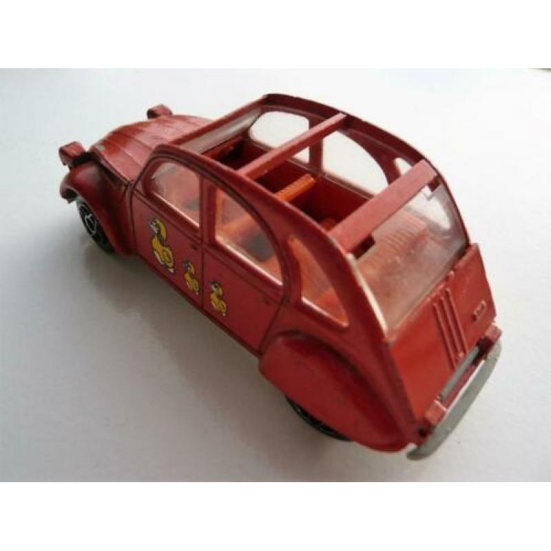 Dinky Toys 1401 Citroen 2CV6