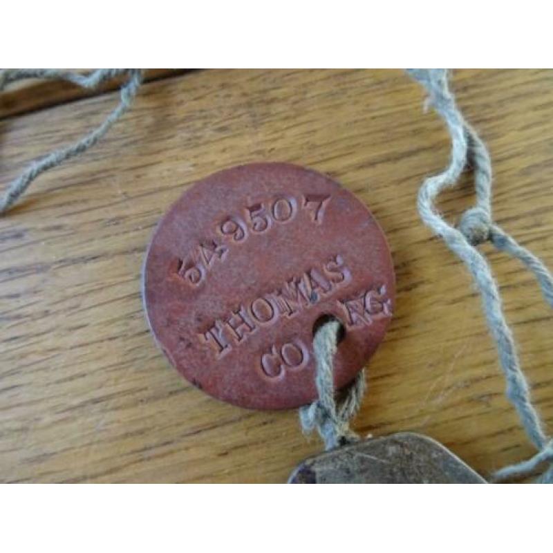 Setje dogtags, RAF op naam van Thomas