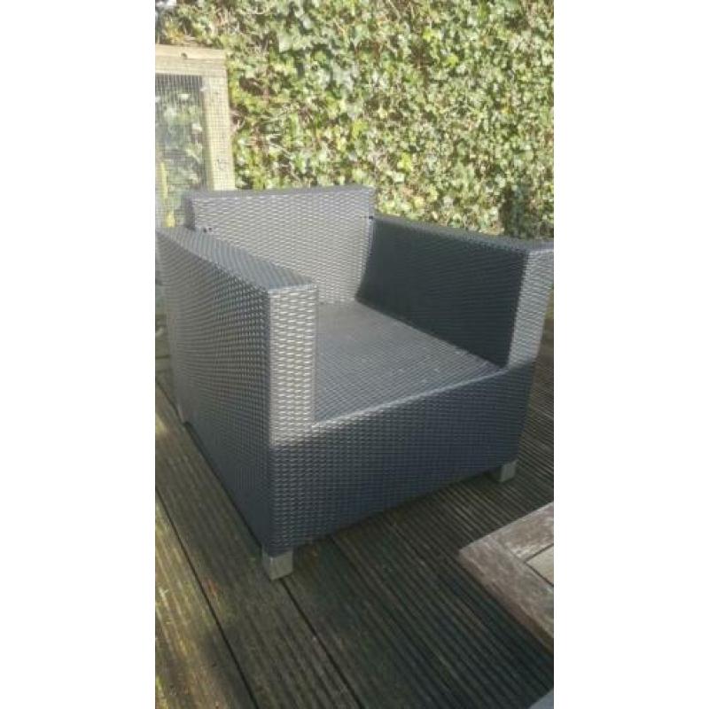 3-delige loungeset excl. tafel, in goede staat (zie foto's)