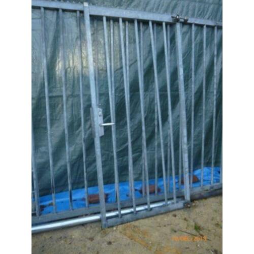 Hekwerk met poort en slot/sleutels Heras 4.85mx2.00m