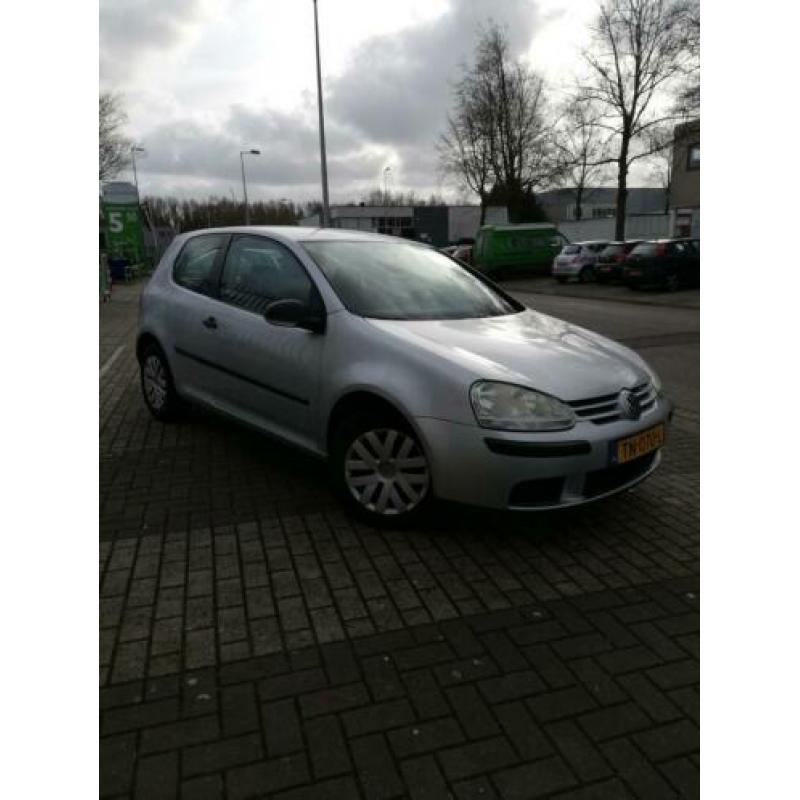Volkswagen Golf 1.4 16V 59KW 3D 2007 Grijs