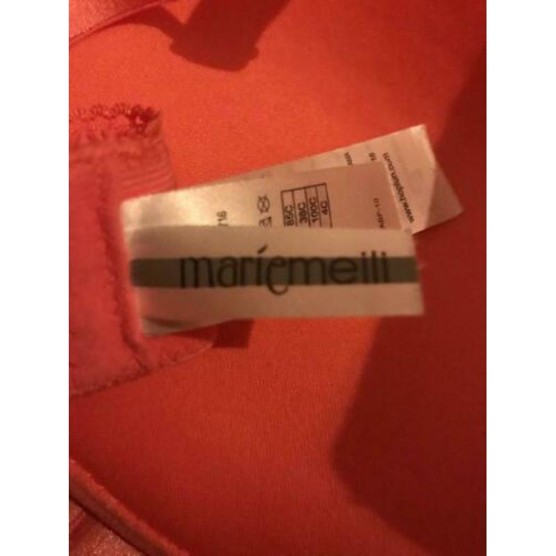Marimeili bh 85c met string maat m