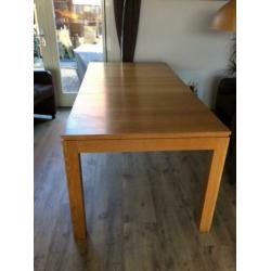 Uitschuifbare massief eiken houten eettafel