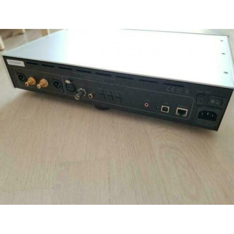 Te koop: Hegel HD30