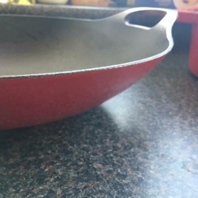 Gietijzeren wokpan rood