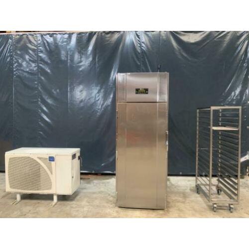Gram KPS 60 CF Blastchiller roll-in met compressor