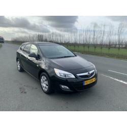 Opel Astra Sports Tourer 1.4 Edition