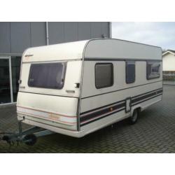 Burstner Holiday 430 TN + Voortent