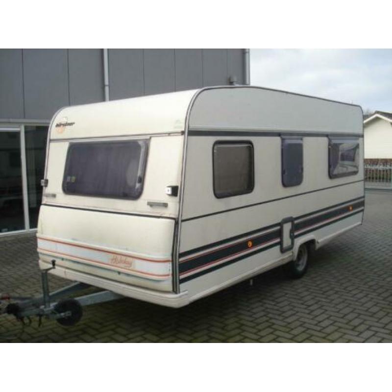 Burstner Holiday 430 TN + Voortent