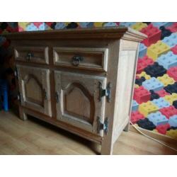 Eiken kast