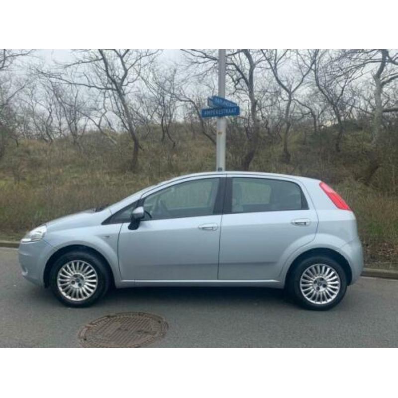 Fiat Grande Punto 1.4 Dynamic 5 Drs Airco NAP!?