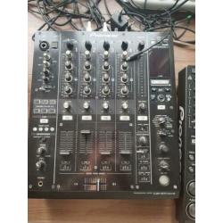 Pioneer DJ set 2x CDJ900 1x DJM900 nxs nexus inc. speakers