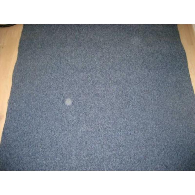 Vloerbedekking blauw gemêleerd