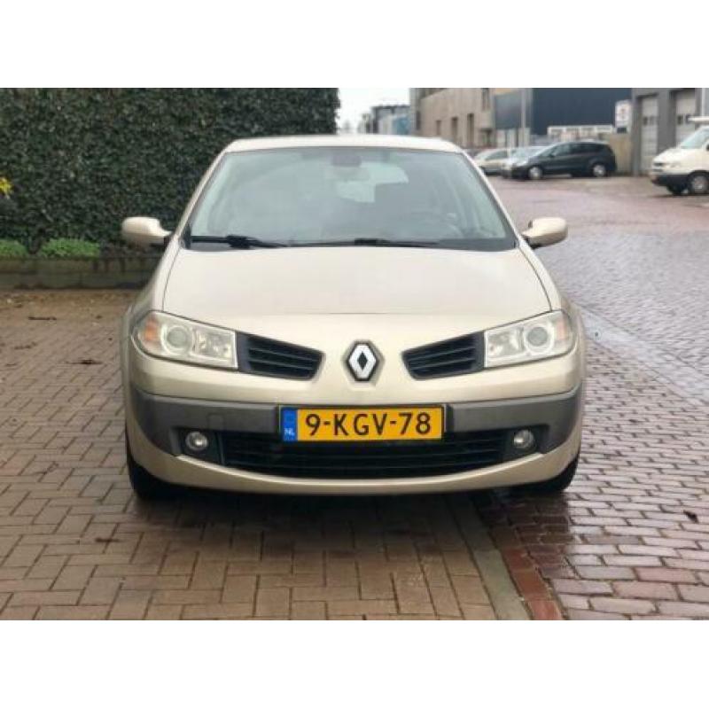 Renault Mégane 1.5 dCi Dynamique Comfort Navi/airco/cruiseco